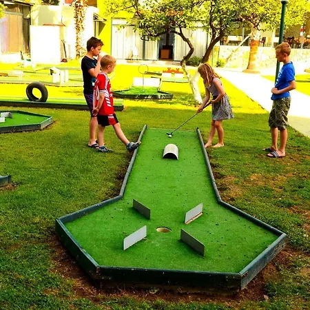 Park فندق 2*